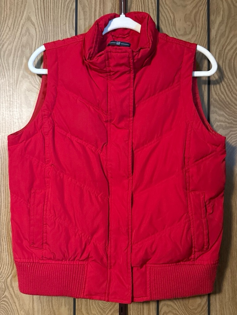 GAP Bright Red Quilted Puffer Vest for Women